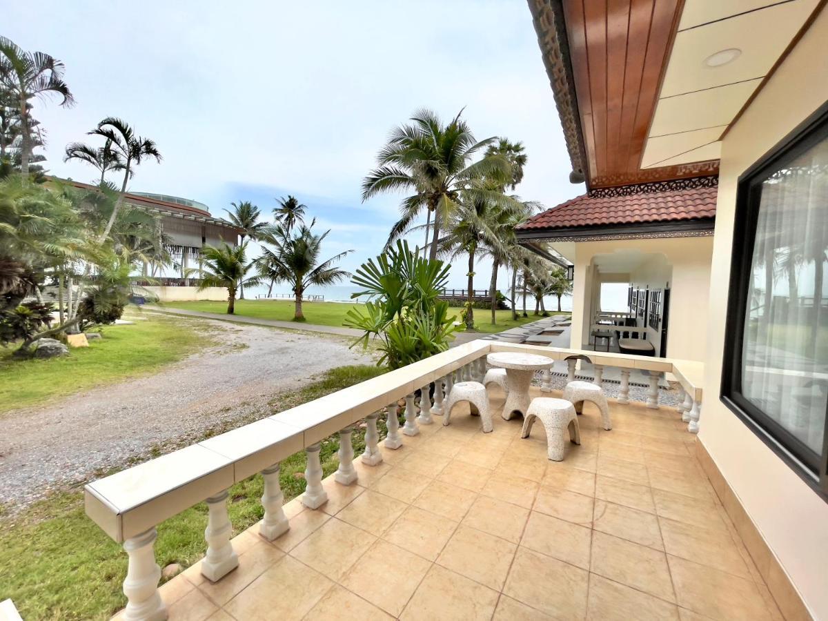 Ban Saithong Beach Resort Bang Saphan Noi Exterior foto