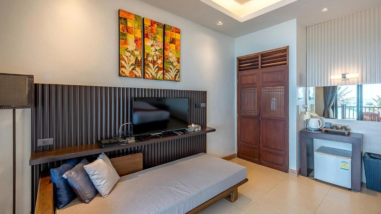 Ban Saithong Beach Resort Bang Saphan Noi Exterior foto