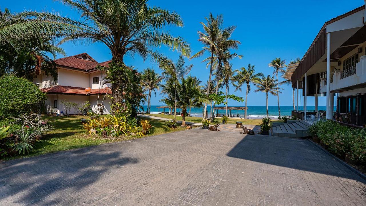 Ban Saithong Beach Resort Bang Saphan Noi Exterior foto