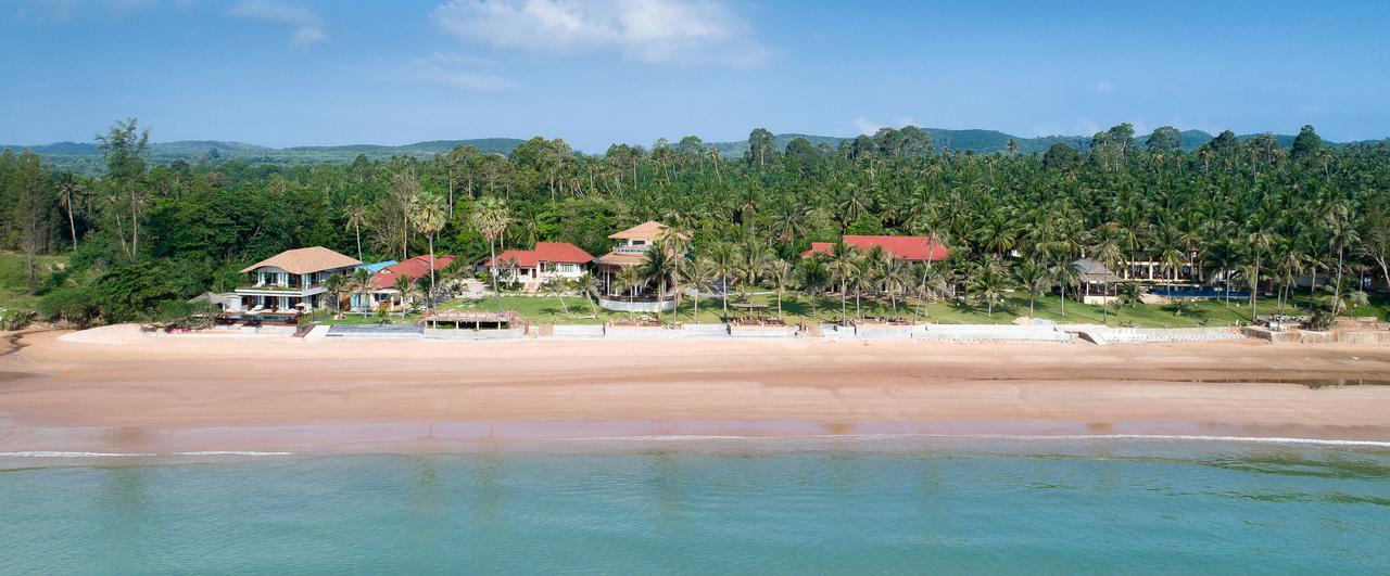 Ban Saithong Beach Resort Bang Saphan Noi Exterior foto